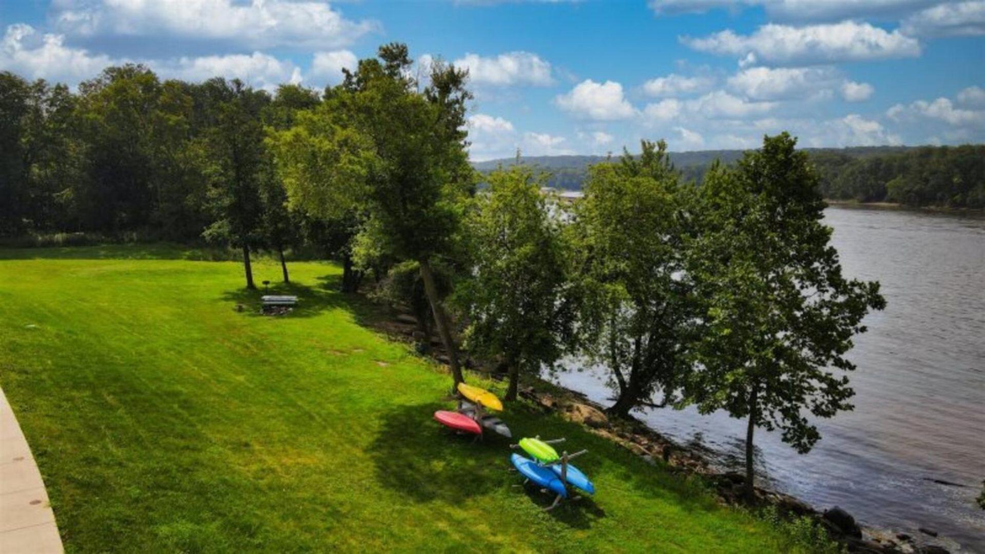 River Retreat Ottawa Exterior photo